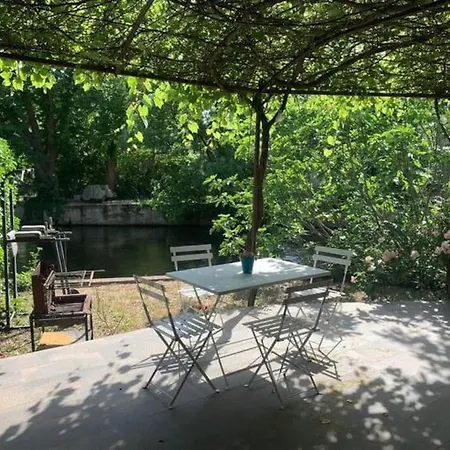 La Maison Bleue Holiday home *