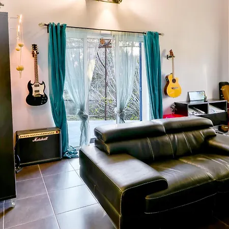 Holiday home La Maison Bleue