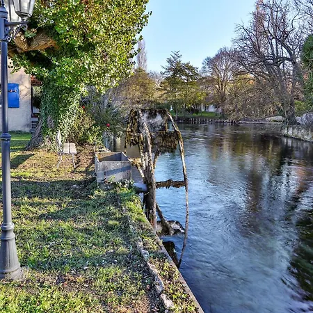 Holiday home La Maison Bleue *