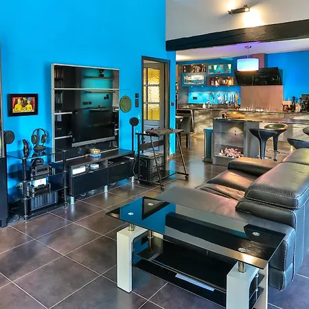 La Maison Bleue *